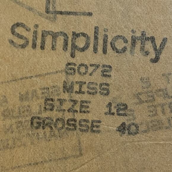 Simplicity 6072 Pattern Dress Miss 12 Uncut Vintage Cottagecore Side Button - Picture 6 of 7